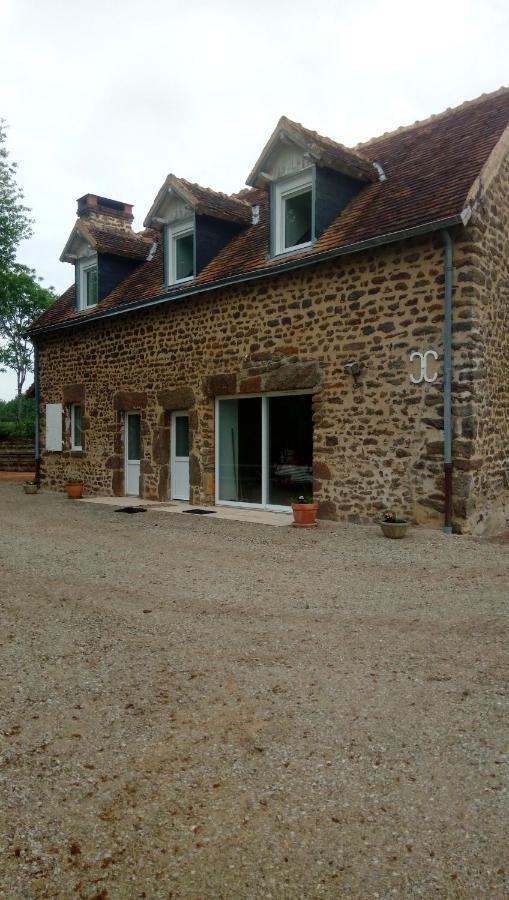 Maison En Pierre De Pays Segrie Экстерьер фото